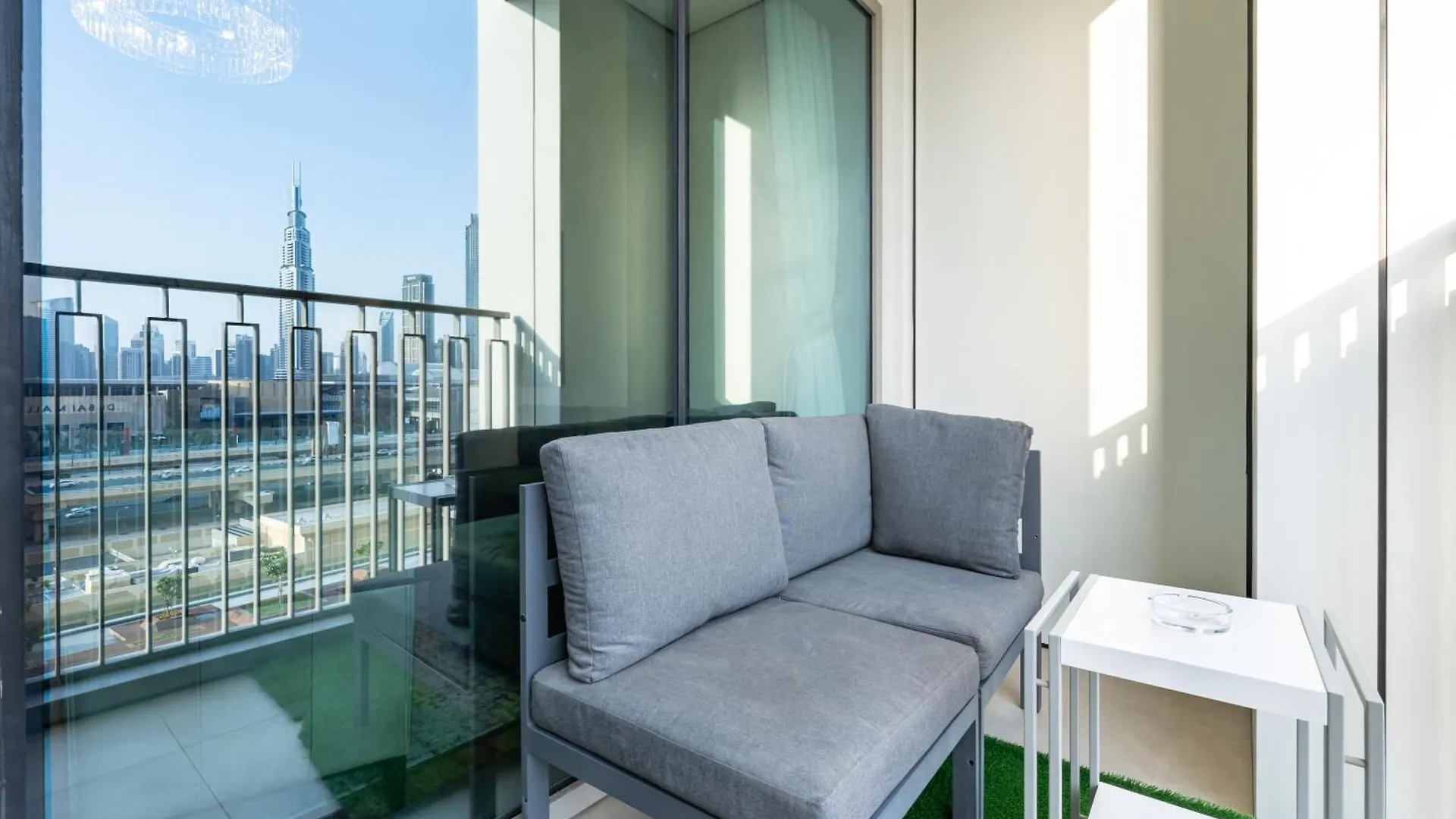 2Br Burj Khalifa Fireworks View Apartment Dubai
