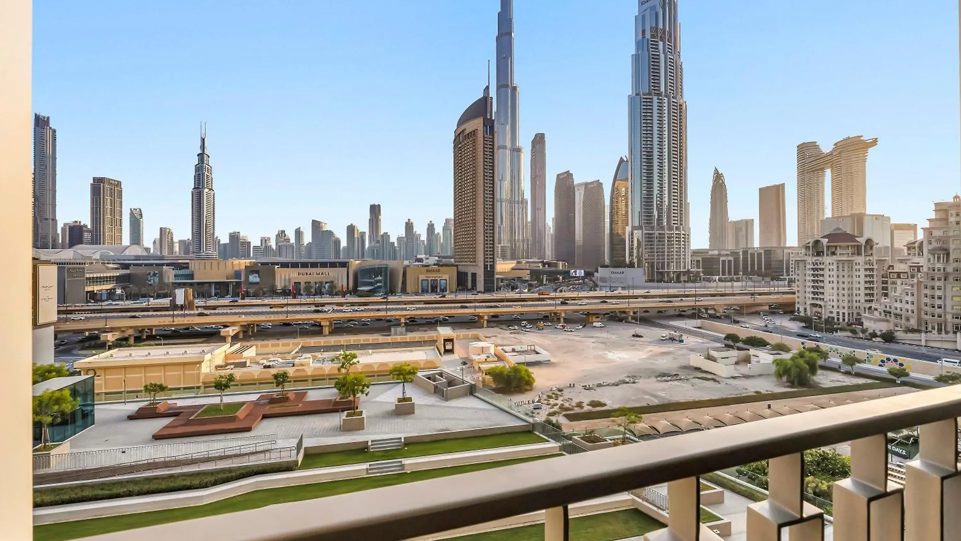 2Br Burj Khalifa Fireworks View Apartment Dubai