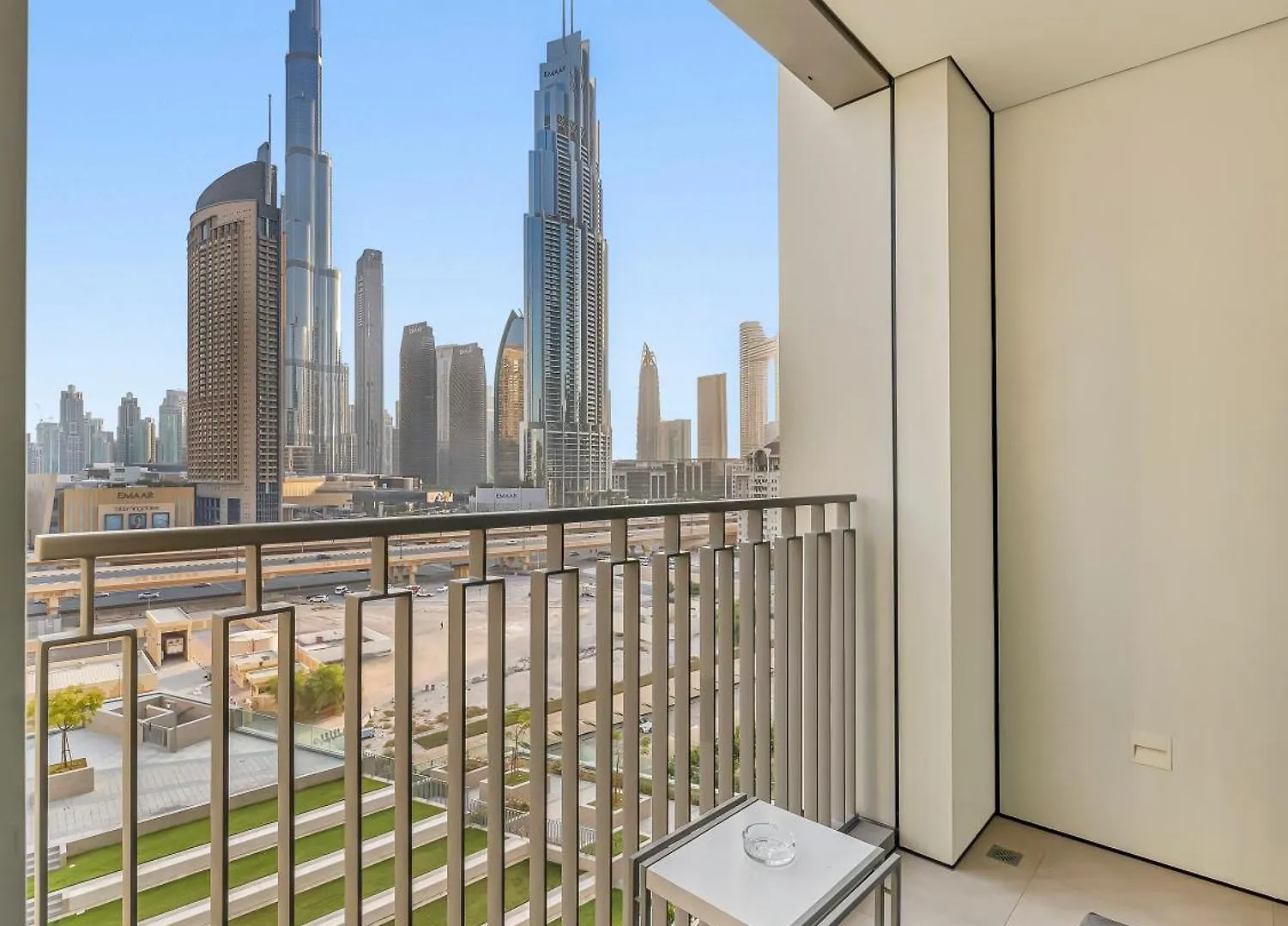 2Br Burj Khalifa Fireworks View Apartment Dubai