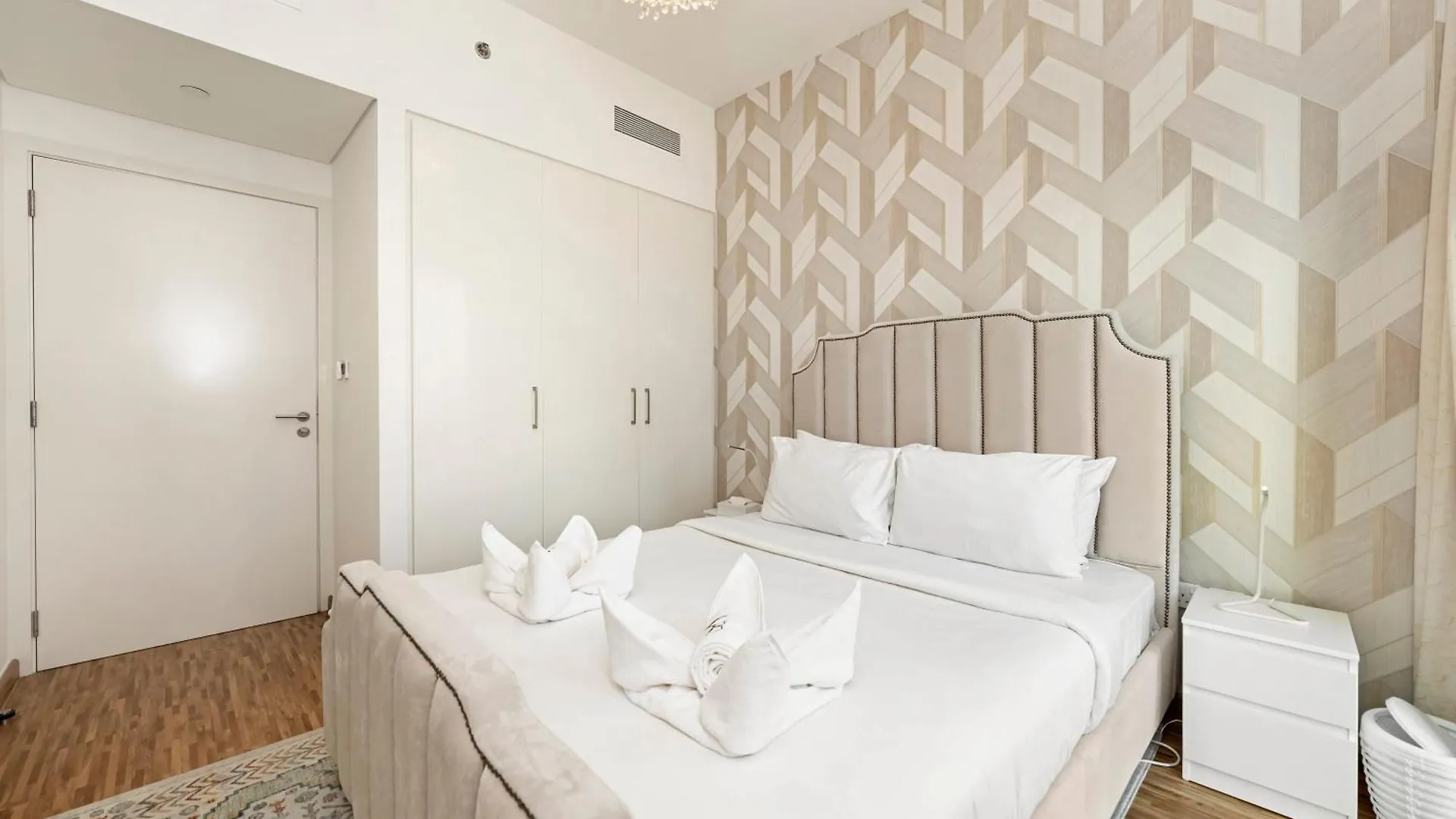 2Br Burj Khalifa Fireworks View Apartment Dubai United Arab Emirates