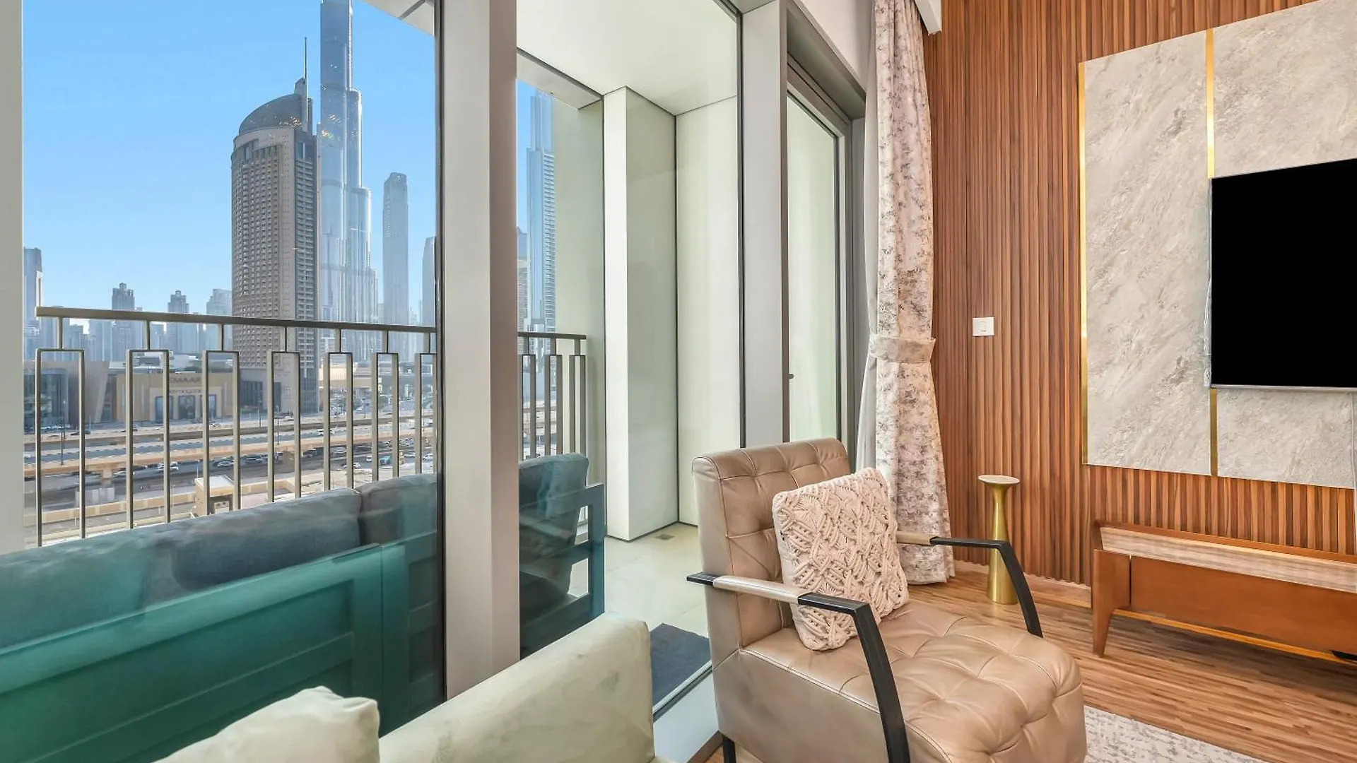 2Br Burj Khalifa Fireworks View Apartment Dubai
