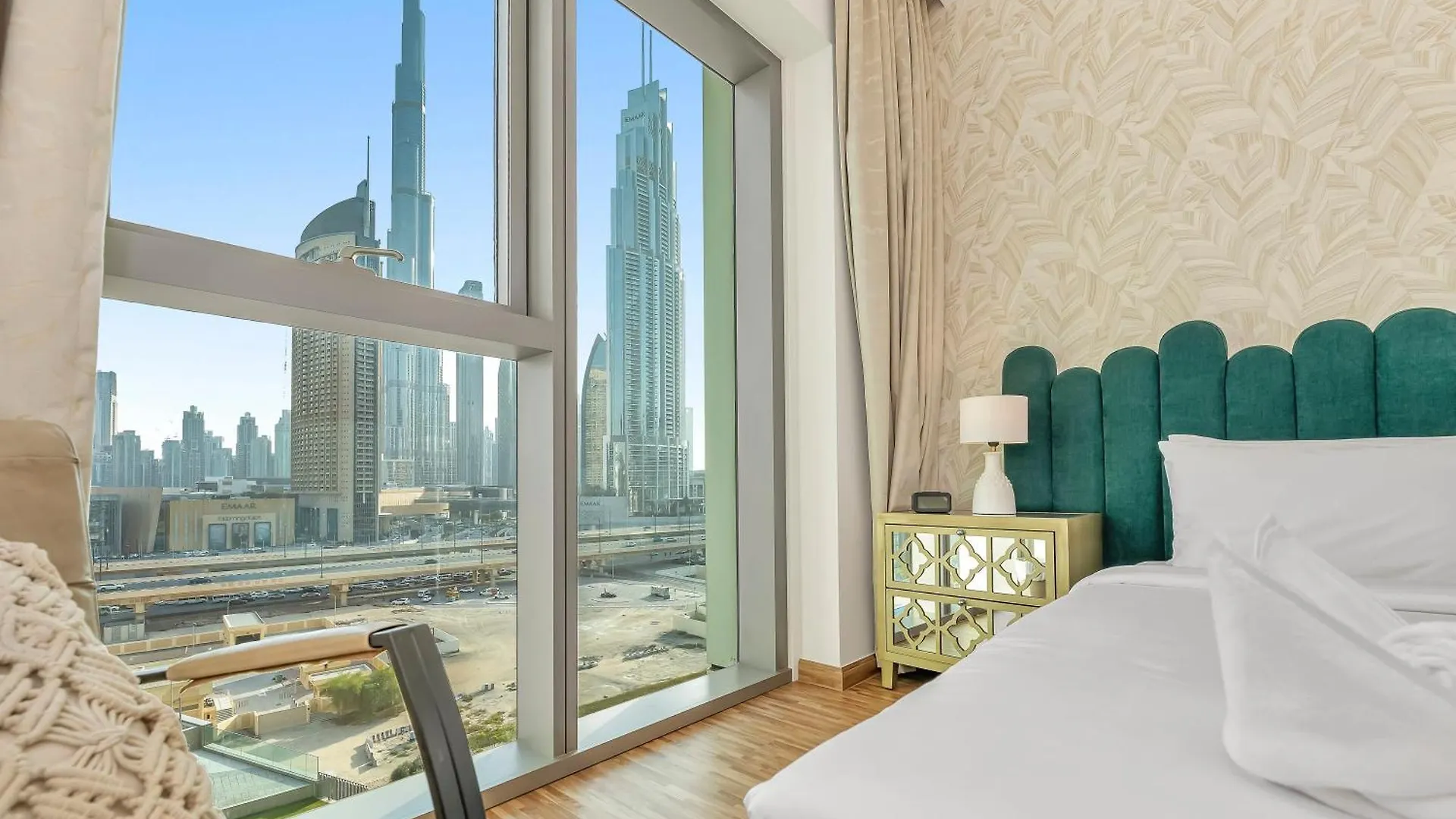 2Br Burj Khalifa Fireworks View Apartment Dubai United Arab Emirates